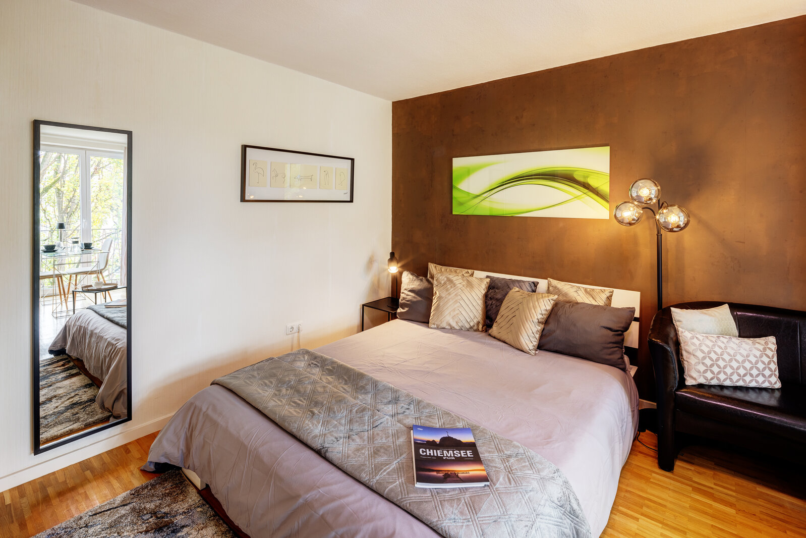 Exclusive apartment in good location near Josephsplatz - Photo 3