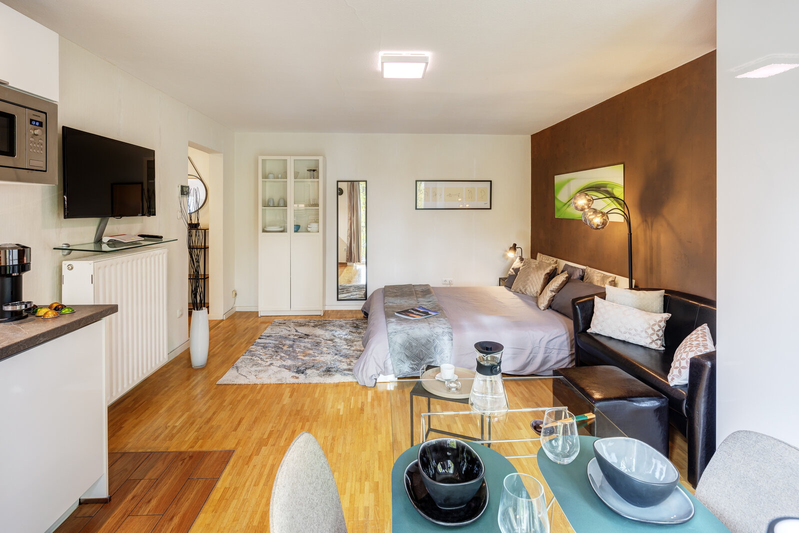 Exclusive apartment in good location near Josephsplatz - Photo 2