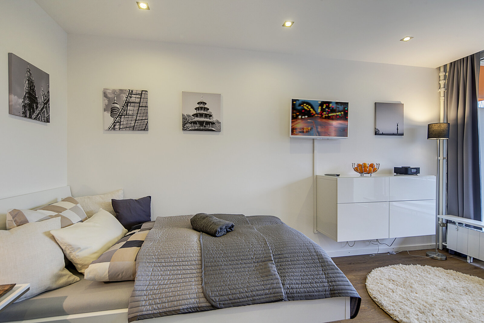 Bright and modern studio apartment with balcony - Photo 4