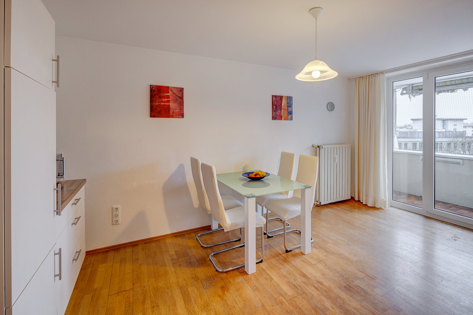 Bogenhausen: 3-room apartment with view over Munich - Photo 5