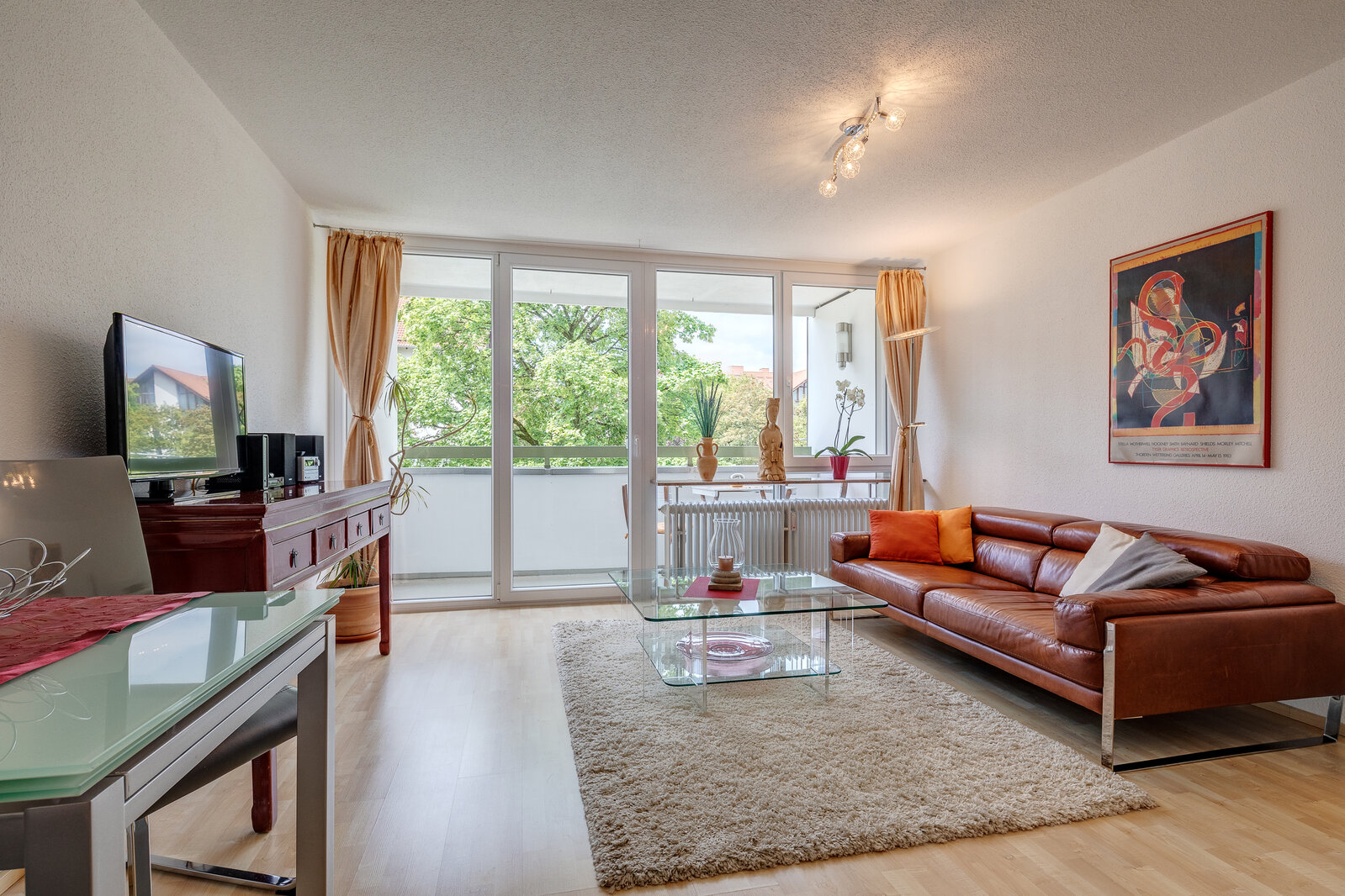 Spacious 1-room apartment with west-facing balcony for rent - Photo 2
