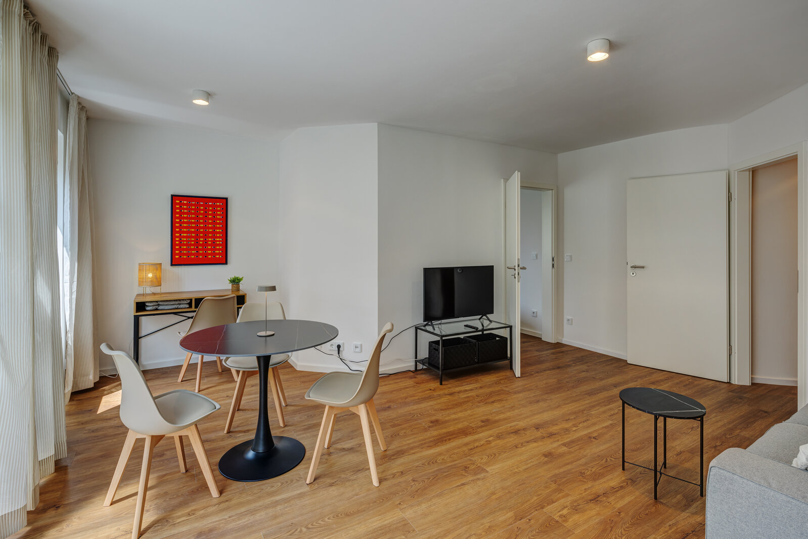 Modernly furnished apartment with new bathroom and kitchen - Foto 2