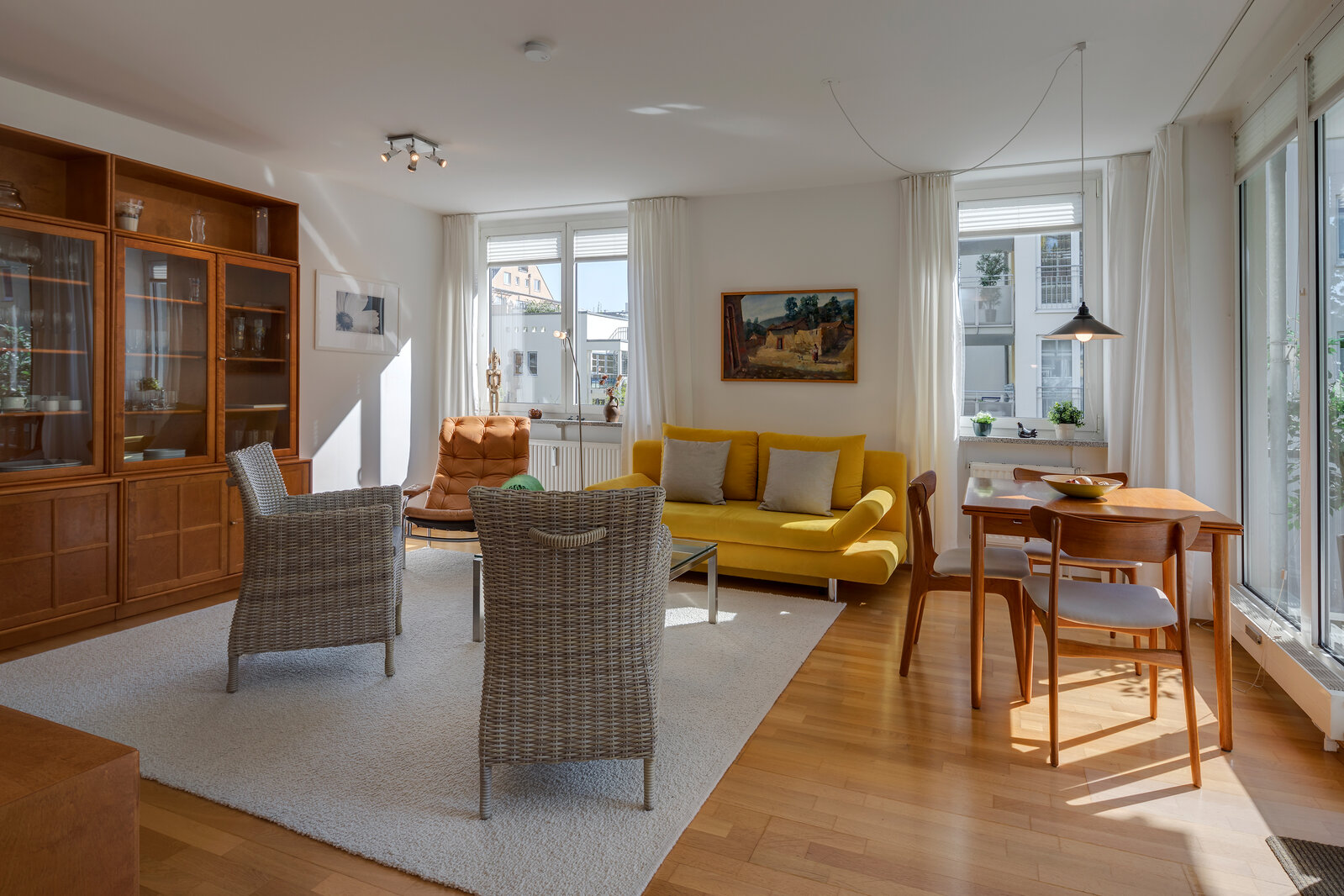 Very nice and sunny 3-room apartment in prime location - Photo 1