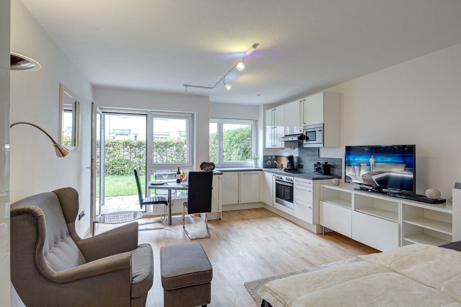 Neufahrn b.Freising: pretty garden apartment - Photo 1
