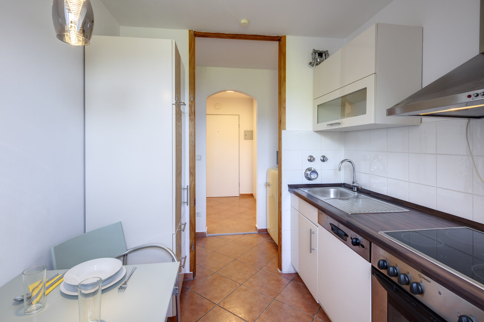 Dachgeschosswohnung mit guter Anbindung in Südlage - Photo 4