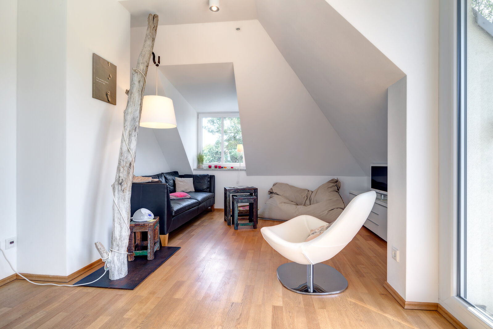 Very quiet, sunny roof-terrace apartment - Photo 3