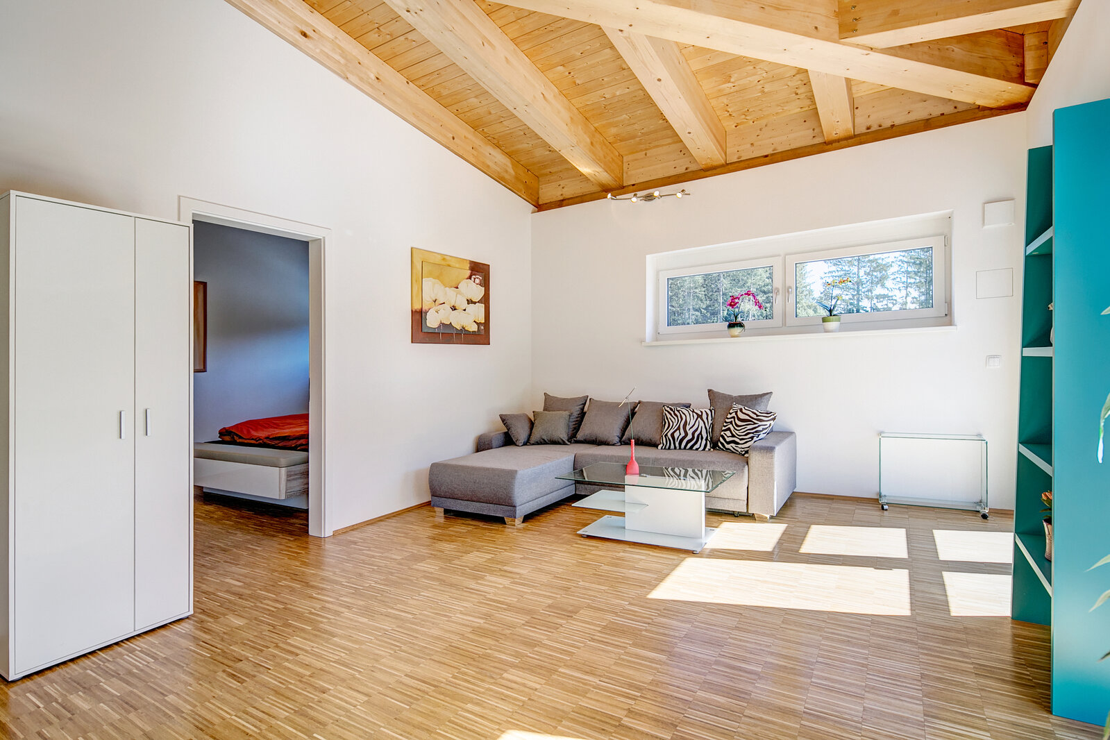 Near Ottobrunn: Light-flooded 2-room apartment - Photo 1