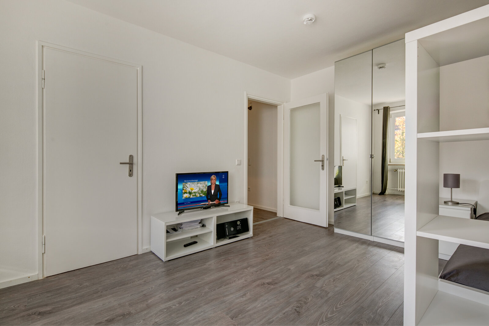 Spacious furnished 1-room apartment for rent - Foto 2