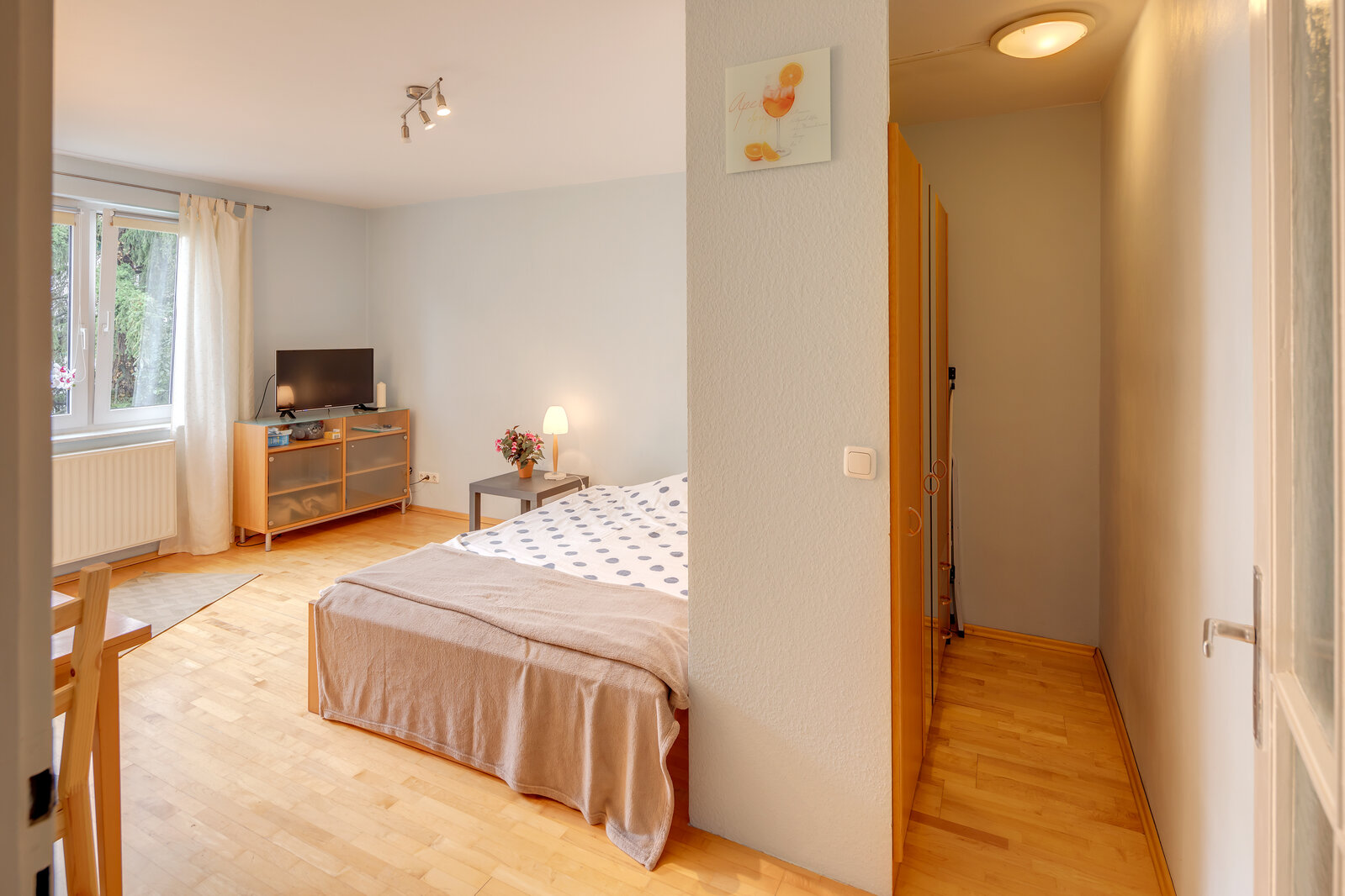 Good location near the Luitpoldpark - Photo 4