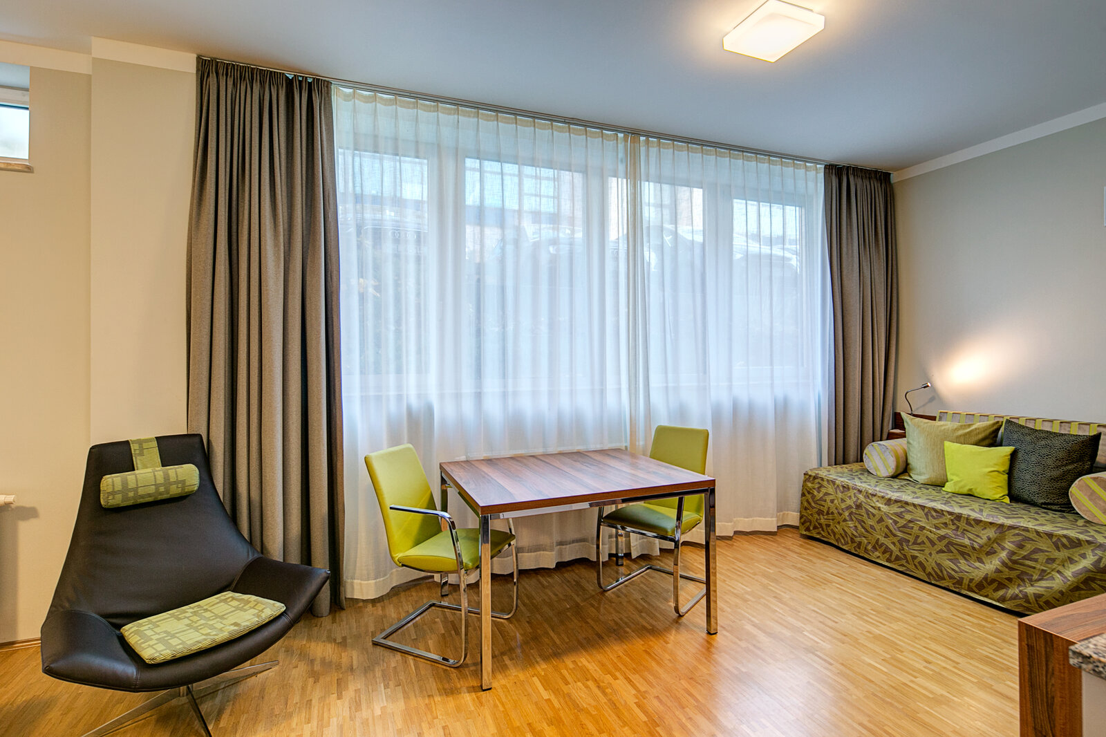 ADALPERO APARTMENTS - souterrain apartment in Ismaning - Photo 1