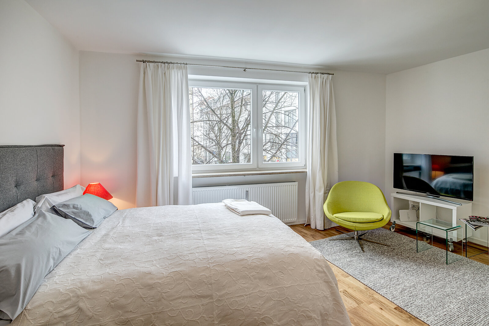 Like new furnished apartment, young and modern - Photo 3