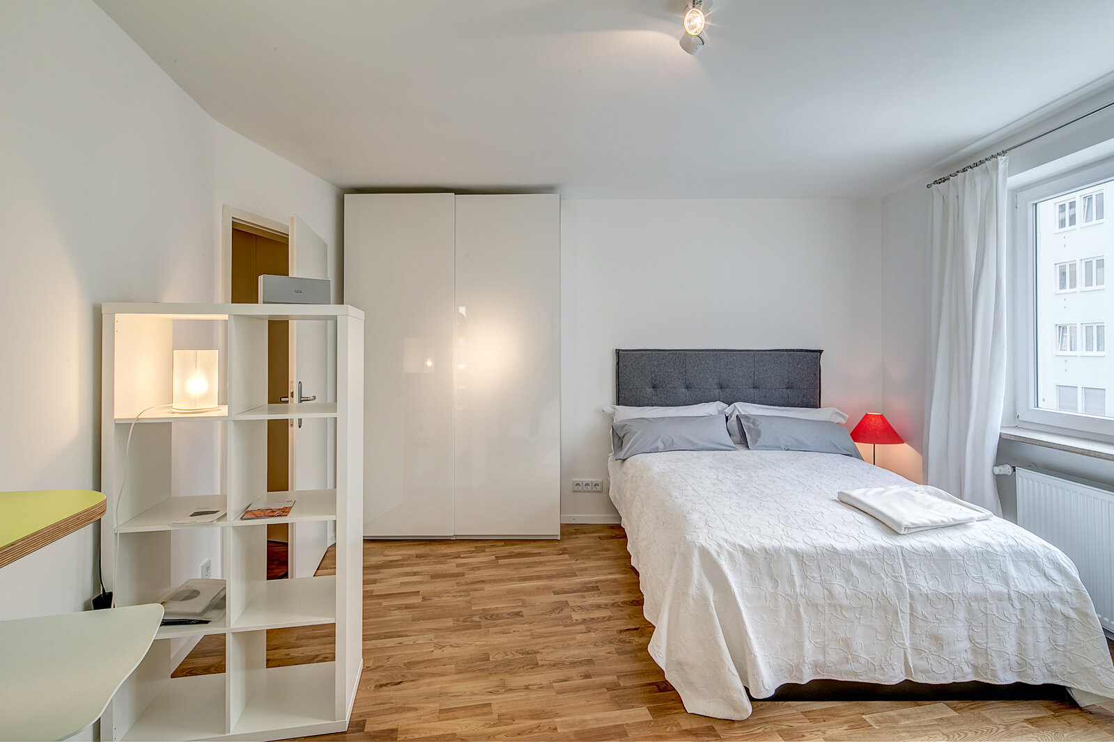 Like new furnished apartment, young and modern - Photo 2