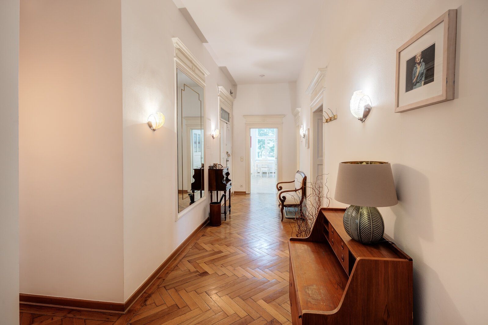 Elegant vintage apartment near Münchner Freiheit - Photo 3