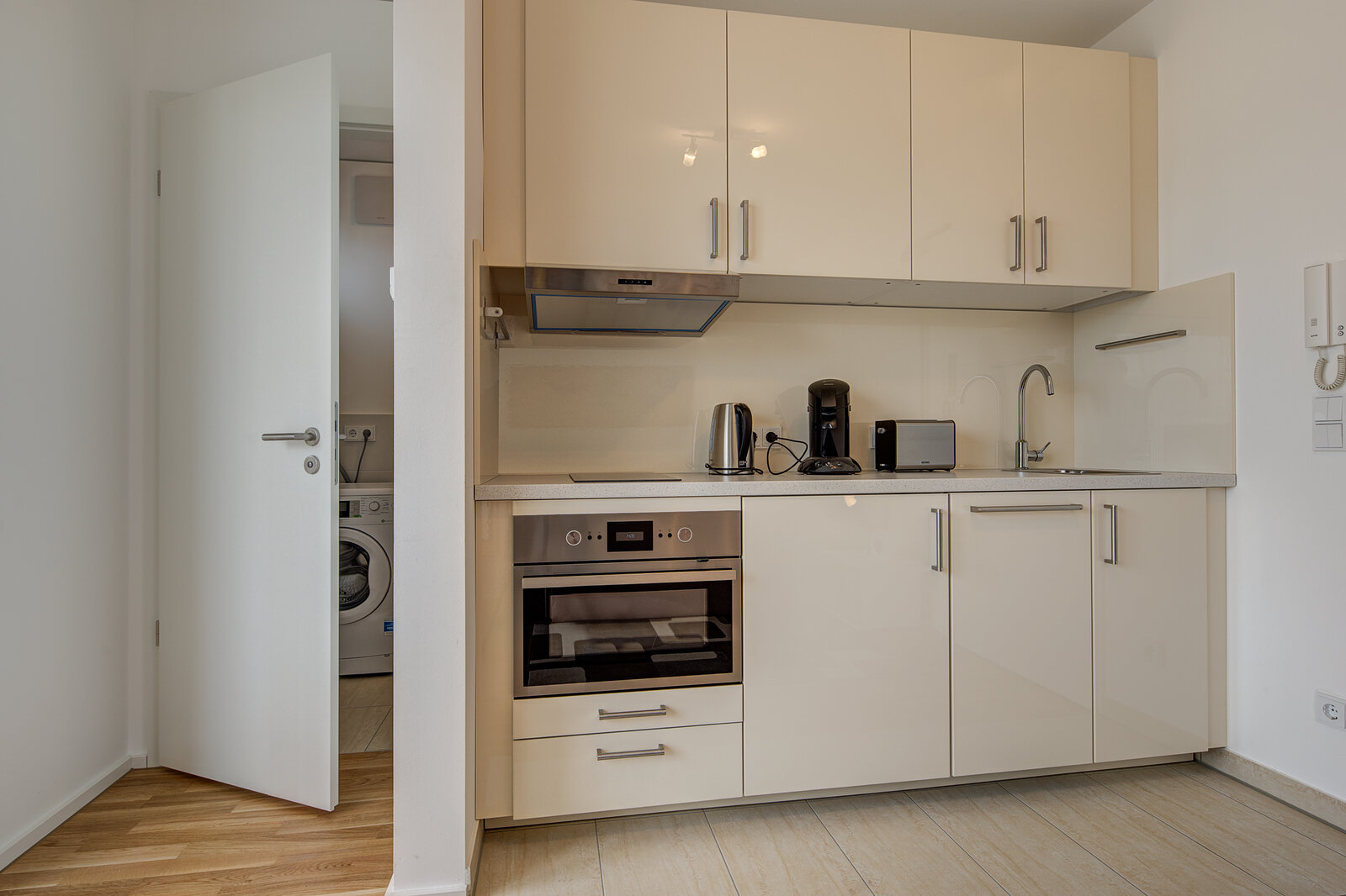 Messestadt Riem, near U-Bahn U2: modern studio - Photo 5