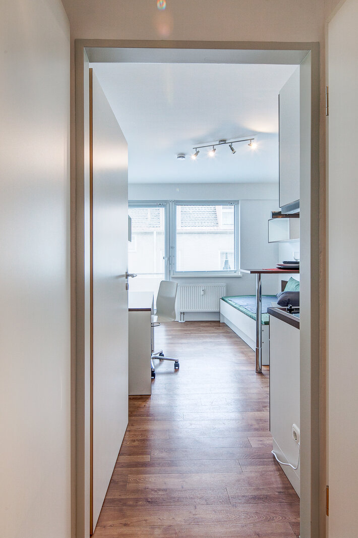 Modern apartment in quiet rear building - Photo 4