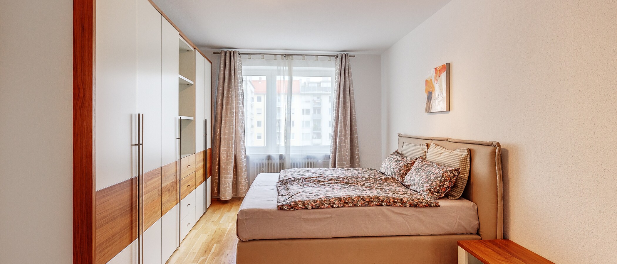apartment München Neuhausen 01 2. bedroom 10004