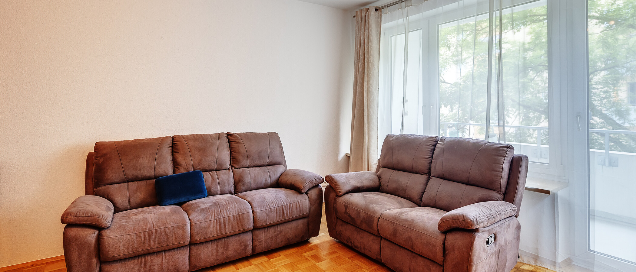 apartment München Neuhausen 02 living area 10004