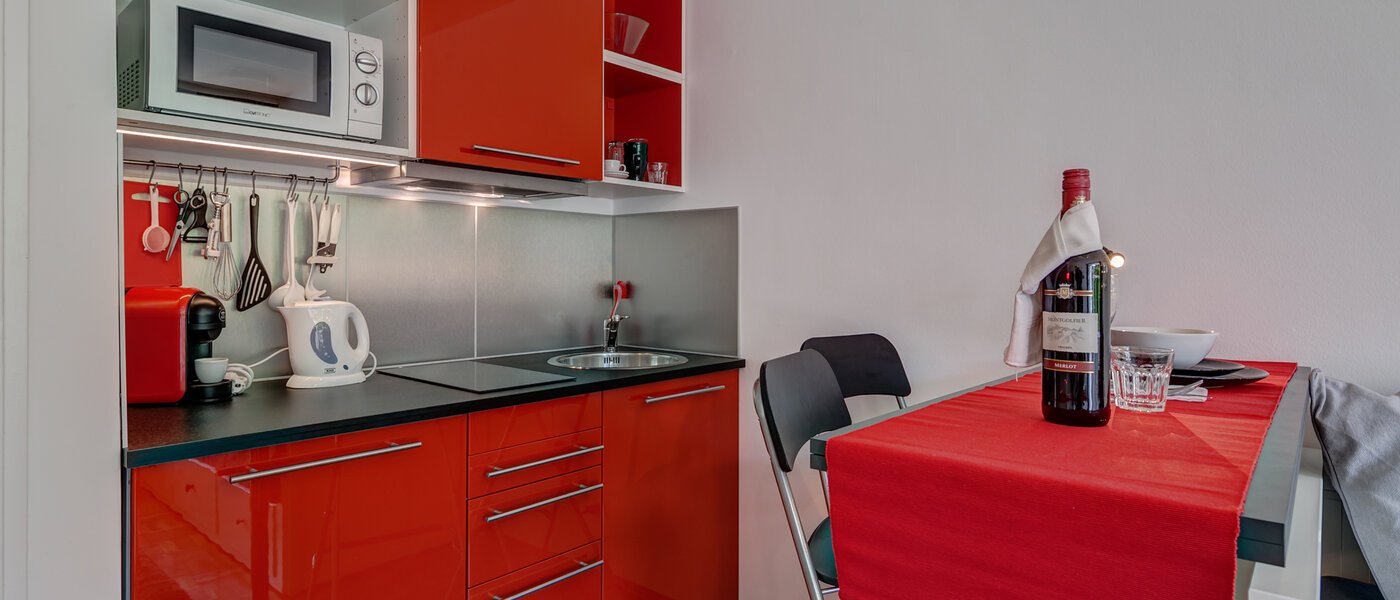 studio München Schwabing-Nord (zw. Leopoldstraße & Englischen Garten) 01 kitchen 10010