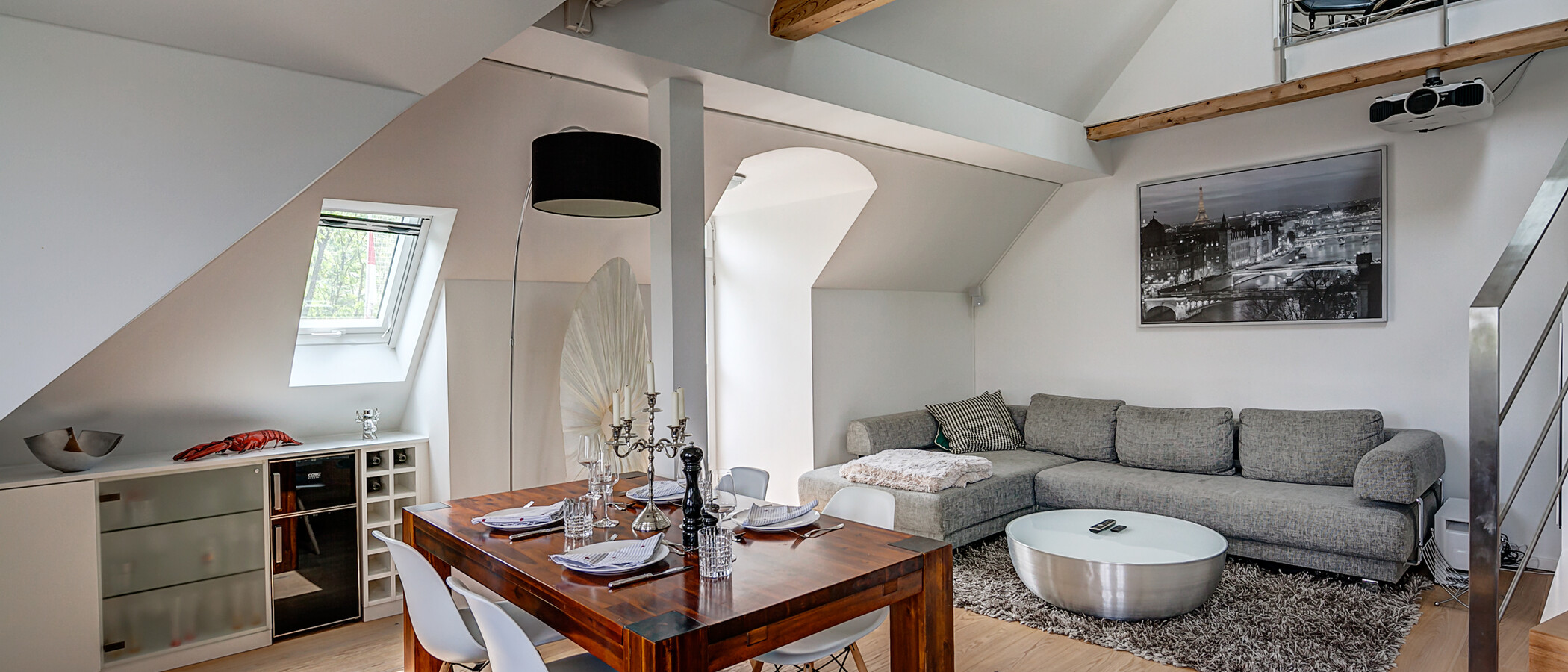 gallery apartment  München Schwabing (rechts der Leopoldstraße) 02 living room 10012