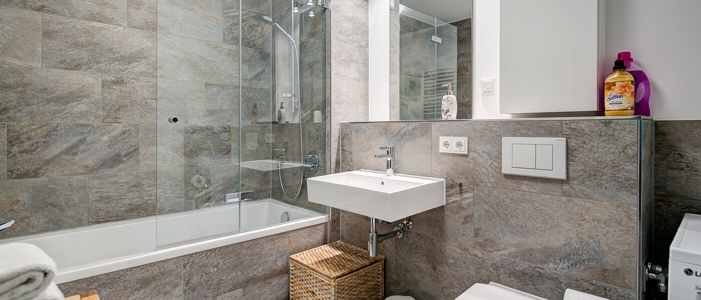 apartment München Lehel 01 bathroom 10017