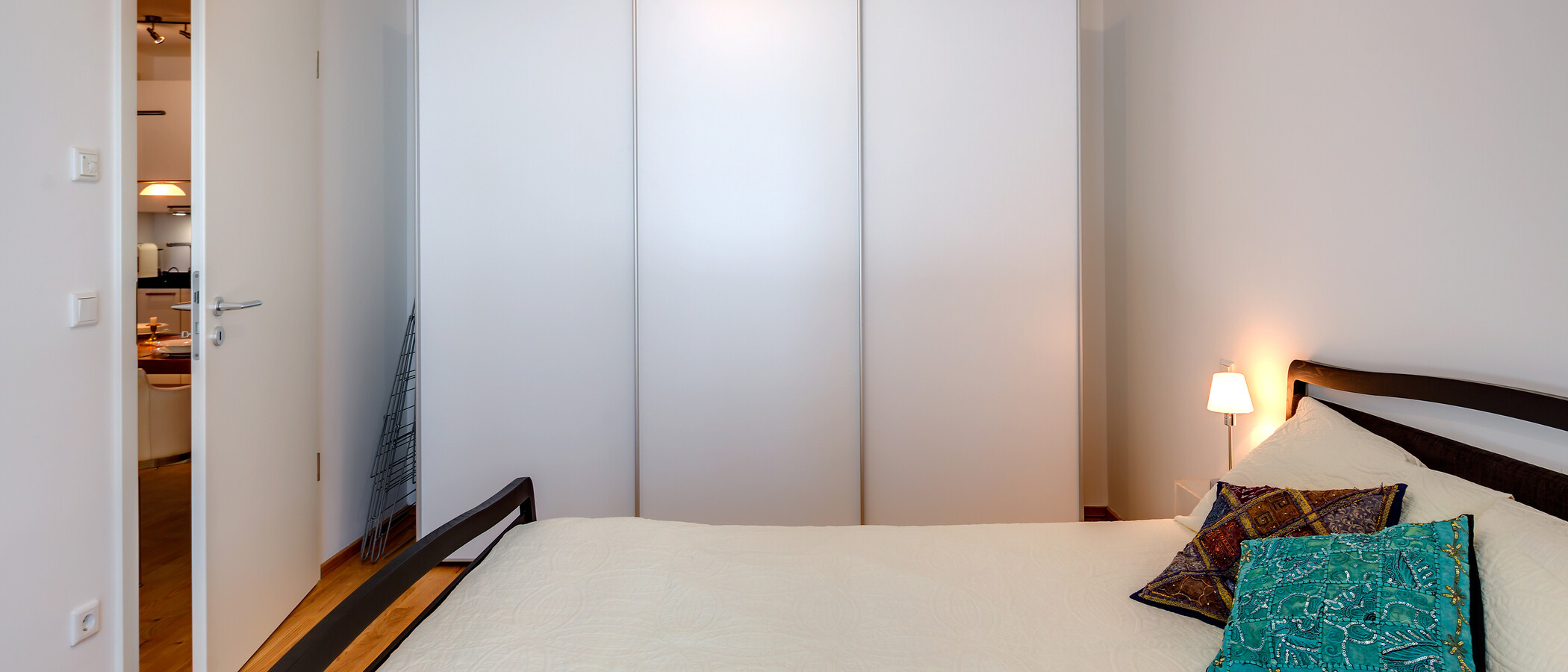 apartment München Moosach 04 sleeping area 10026