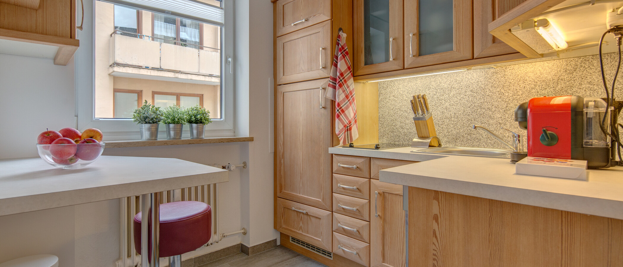 apartment München Au-Haidhausen 02 kitchen 10029