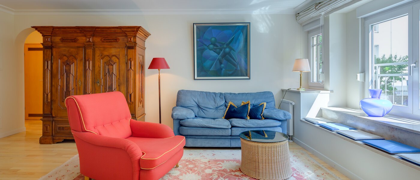 apartment München Neuhausen 04 living room 10045