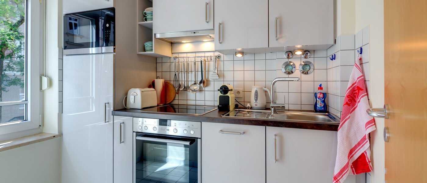 apartment München Neuhausen 01 kitchen 10045