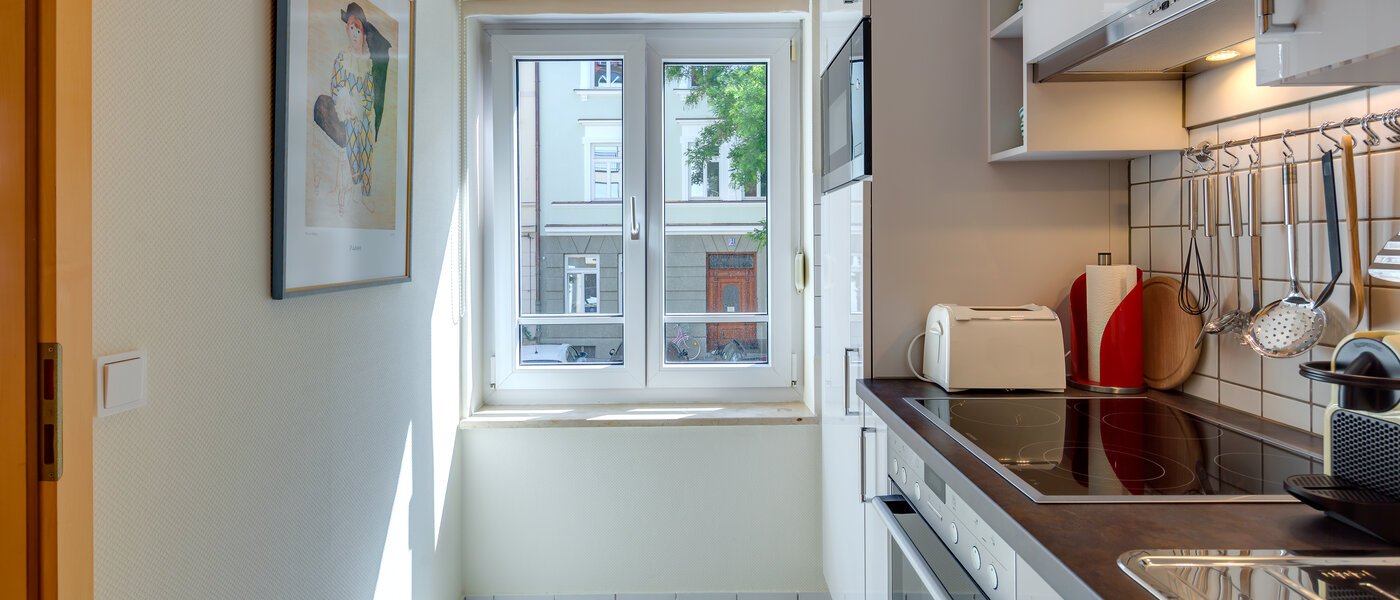 apartment München Neuhausen 02 kitchen 10045