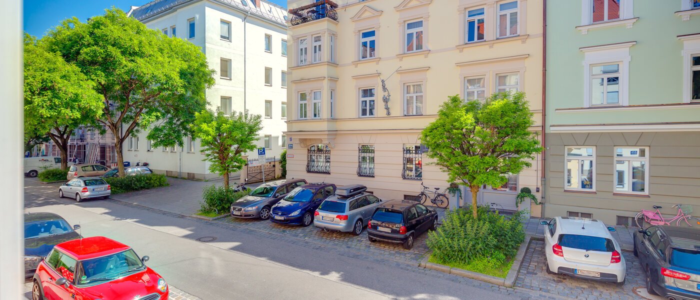 apartment München Neuhausen 01 view 10045