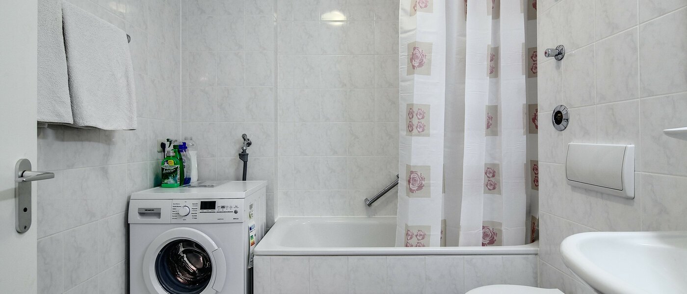 apartment München Freimann 02 bathroom 1005