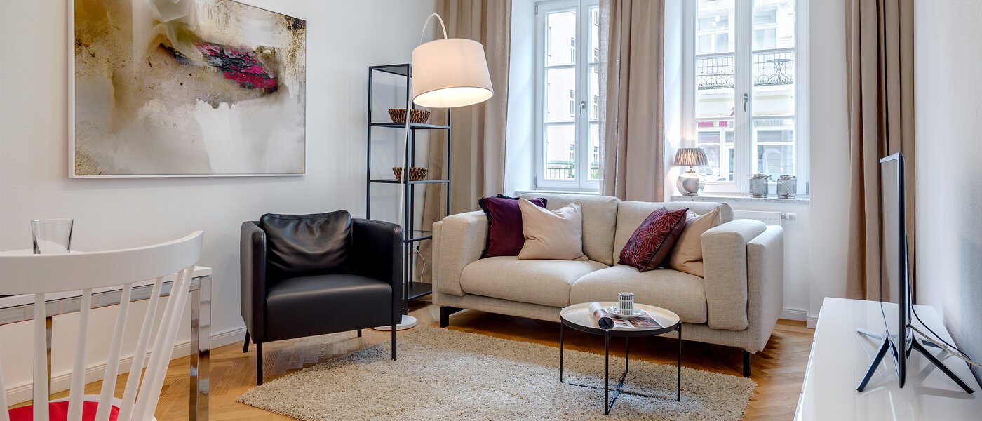 apartment München Schwanthalerhöhe 01 living room 10050