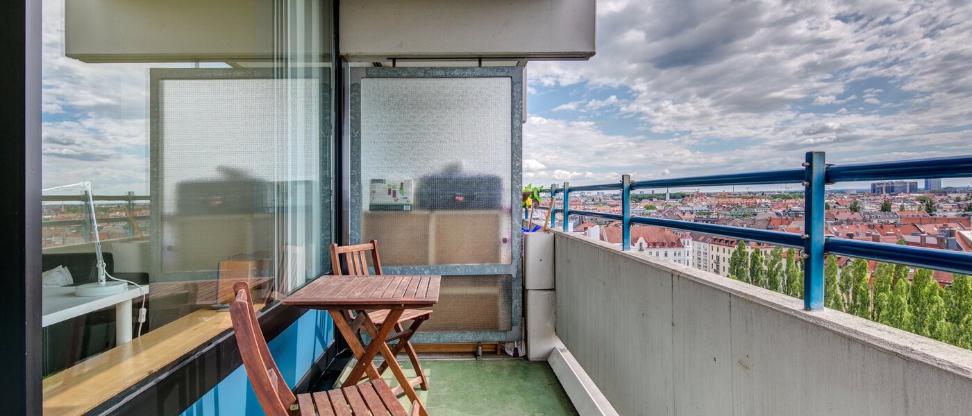 apartment München Haidhausen 01 balcony 10075