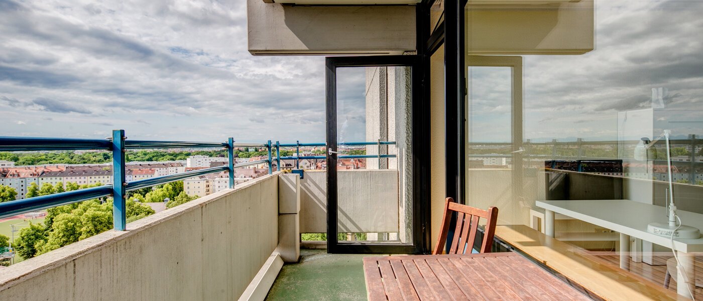 apartment München Haidhausen 02 balcony 10075