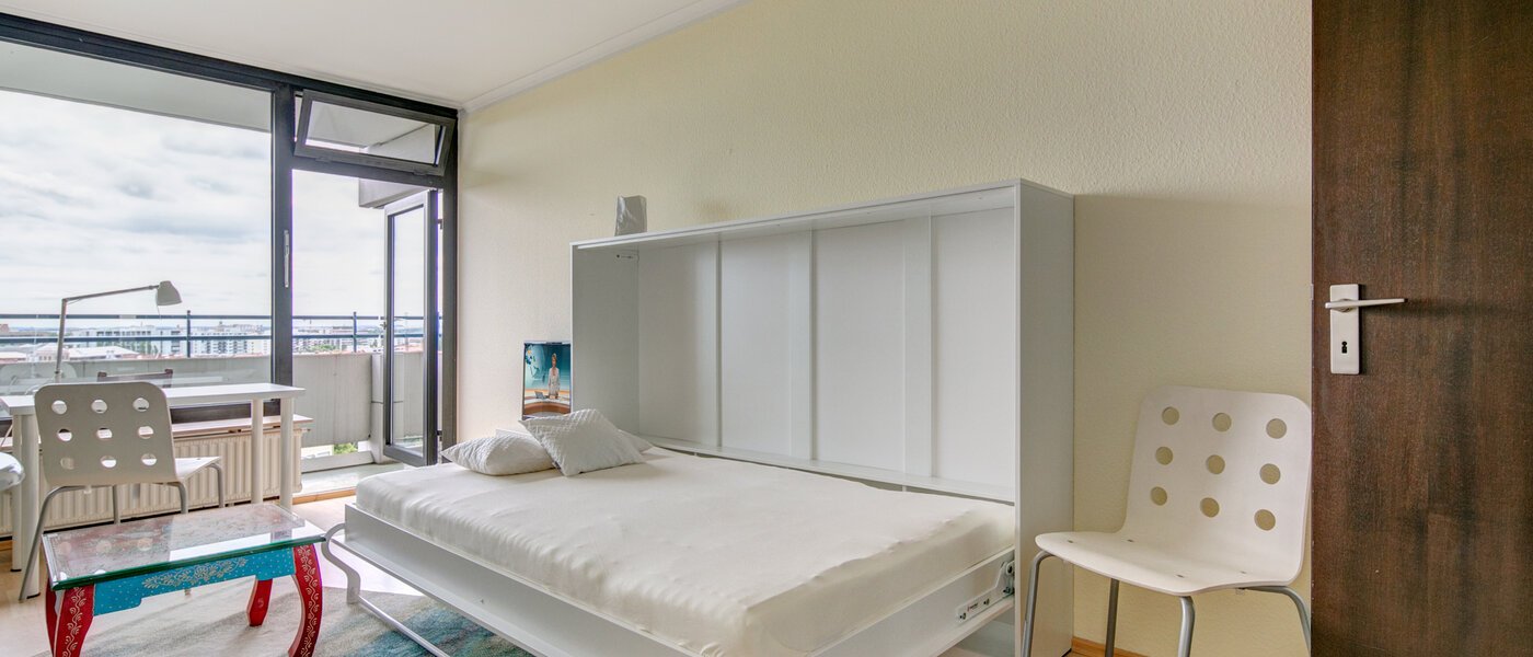 apartment München Haidhausen 01 sleeping area 10075