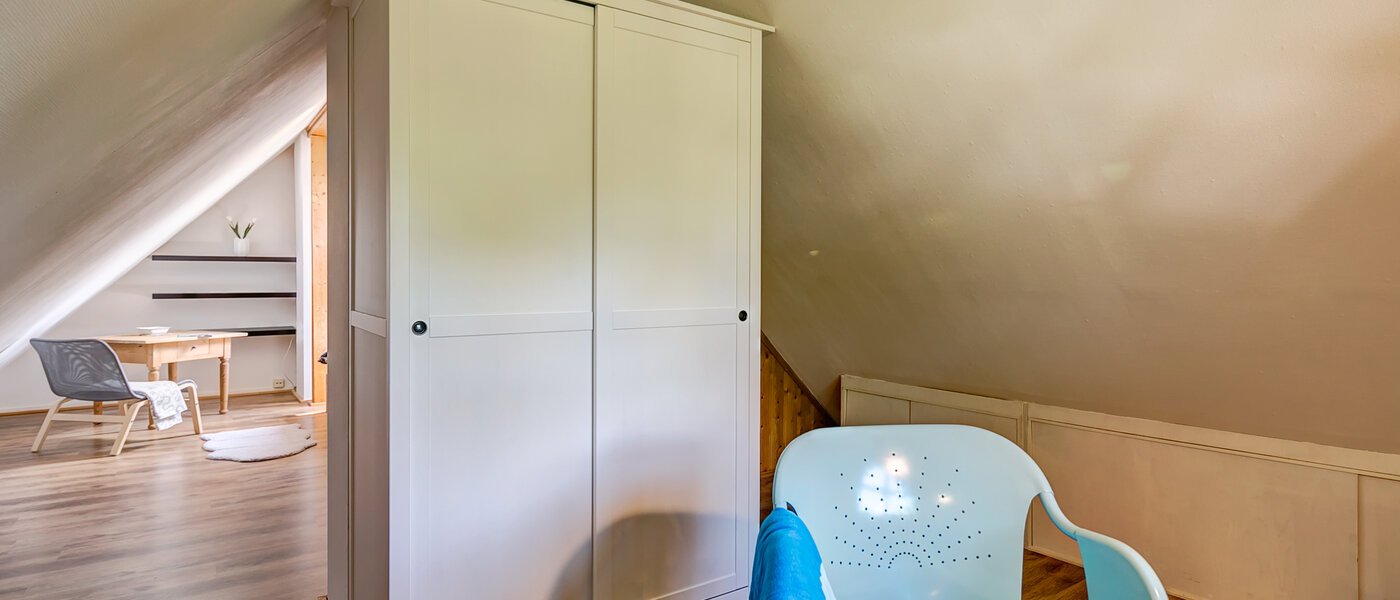 attic apartment München Obermenzing 03 office area 10079