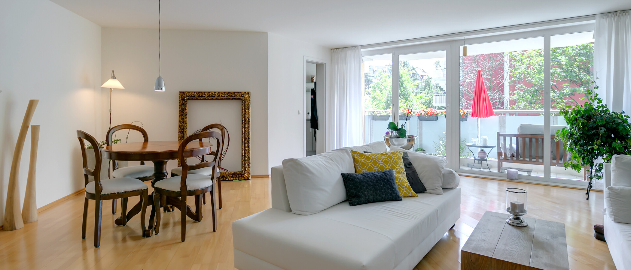 apartment München Thalkirchen 01 living room 10090