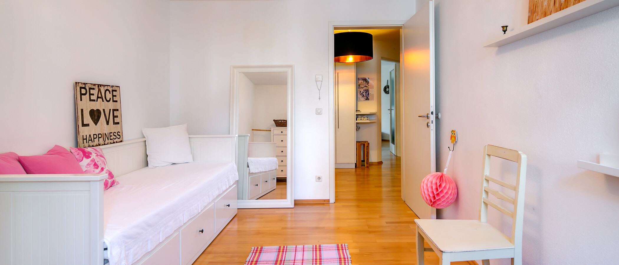apartment München Thalkirchen 04 2. sleeping area 10090
