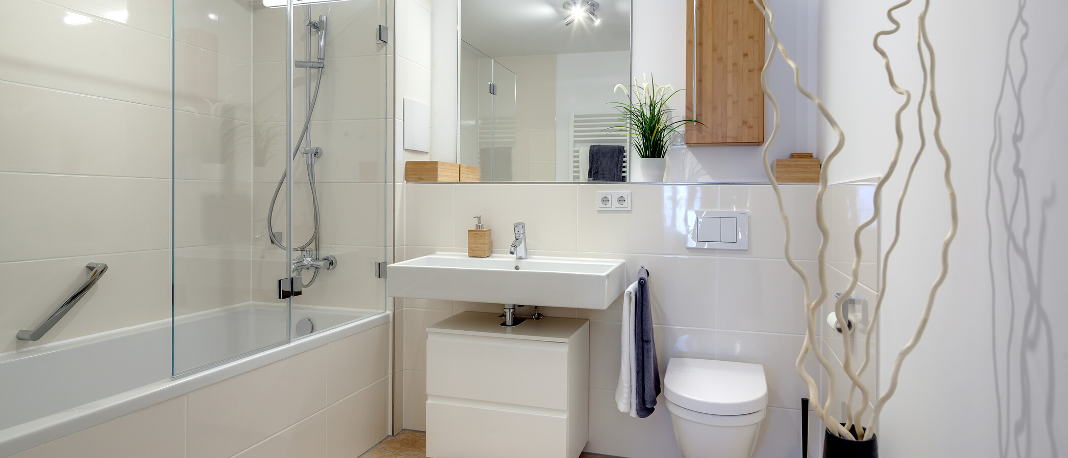 apartment München Lehel 01 bathroom 10112