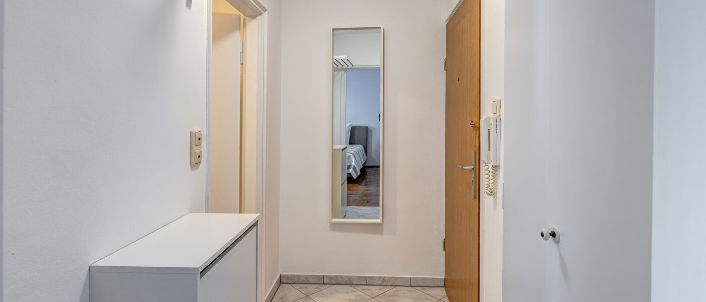 apartment München Obergiesing 01 hall 10117