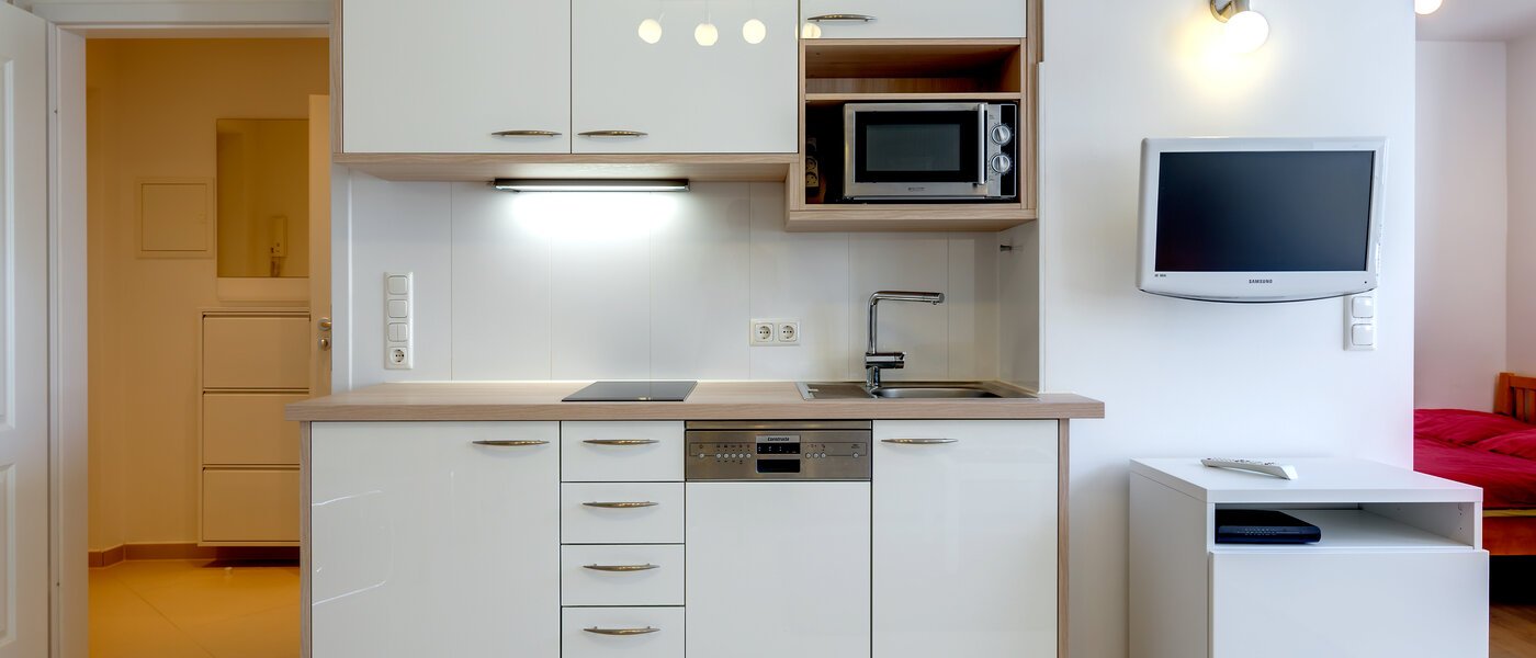 apartment München Haidhausen 01 kitchen 10123