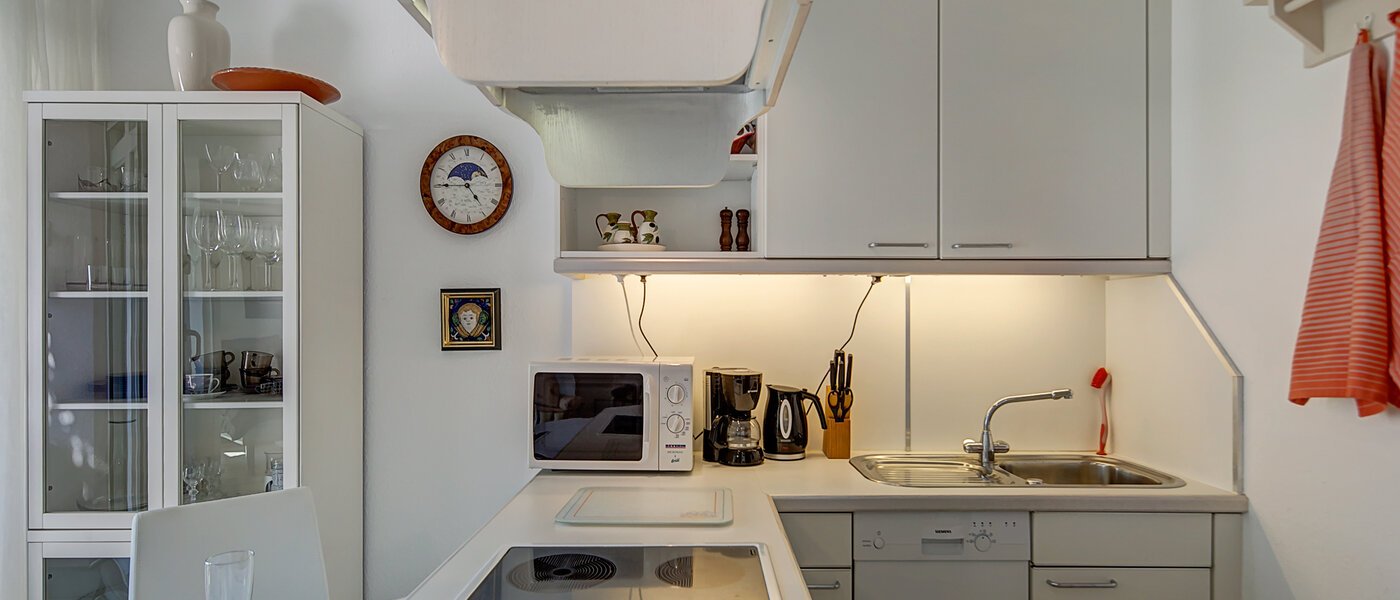 apartment München Neuhausen 02 kitchen 10124