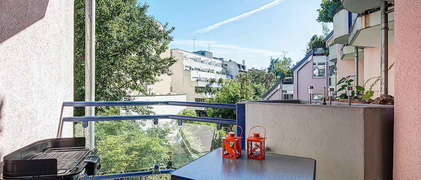 apartment München Neuhausen 02 balcony 10124