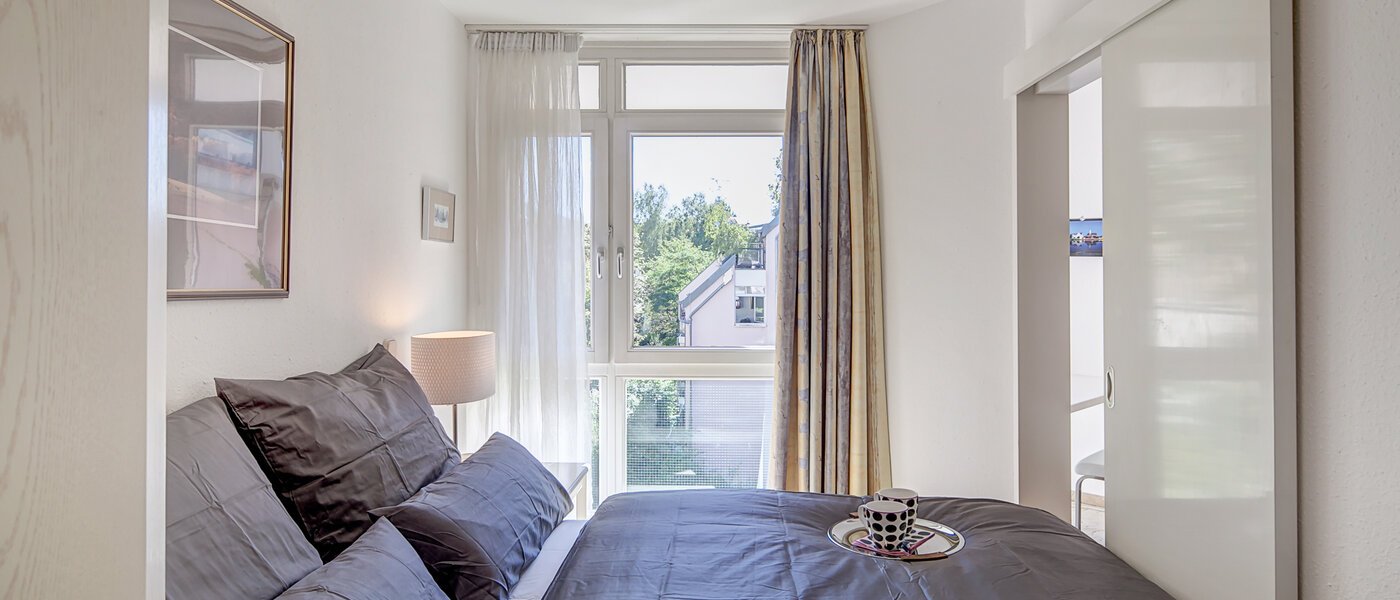 apartment München Neuhausen 02 sleeping area 10124