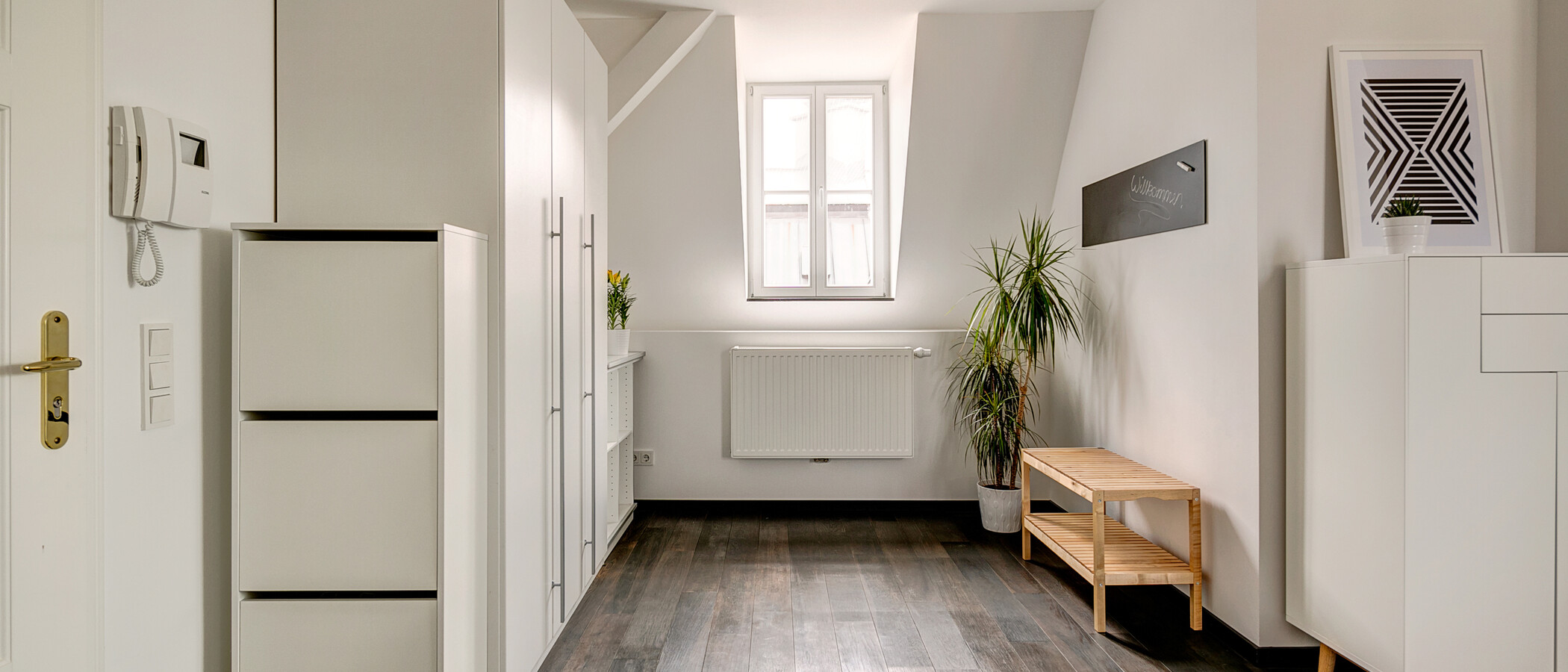 attic apartment München Schlachthofviertel 02 hall 10128