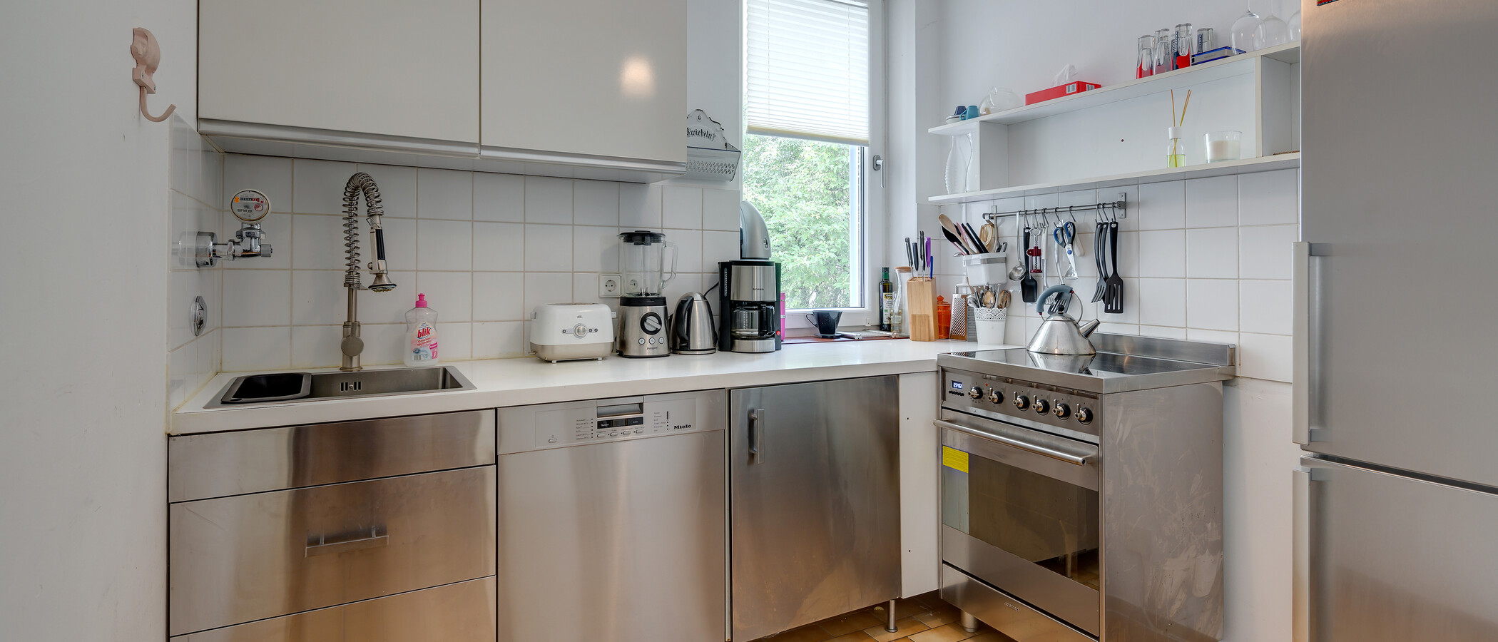 apartment München Schwabing-West 01 kitchen 10148