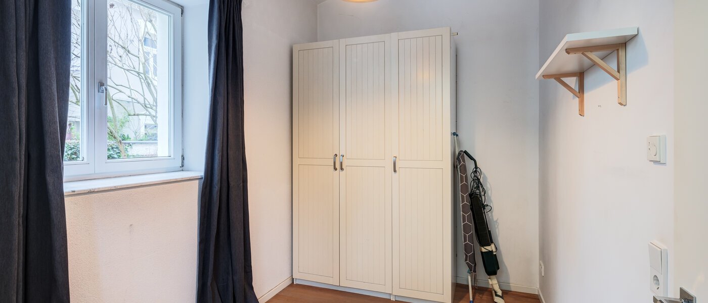 apartment München Schlachthofviertel 01 dressing room 10154