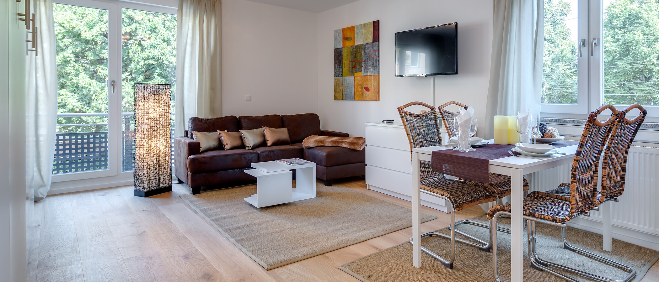 apartment München Neuhausen 01 living room 10160