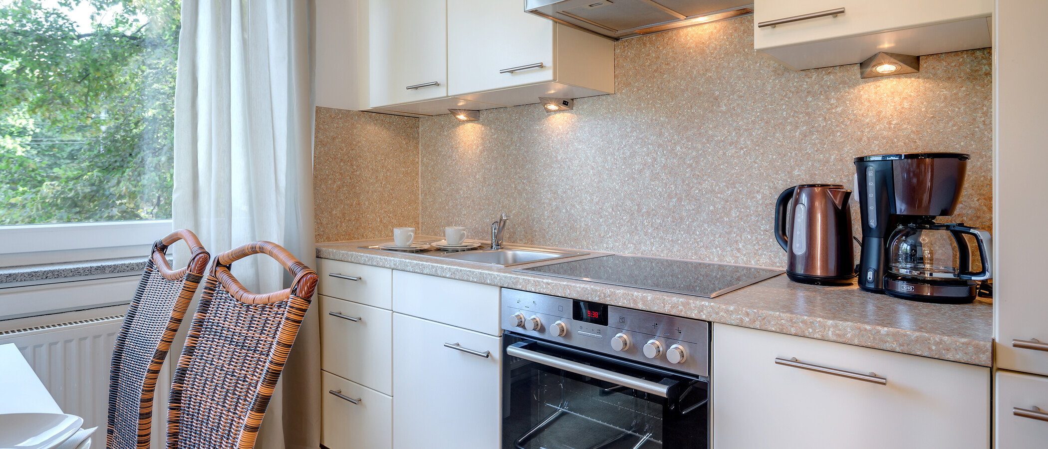 apartment München Neuhausen 02 kitchen 10160