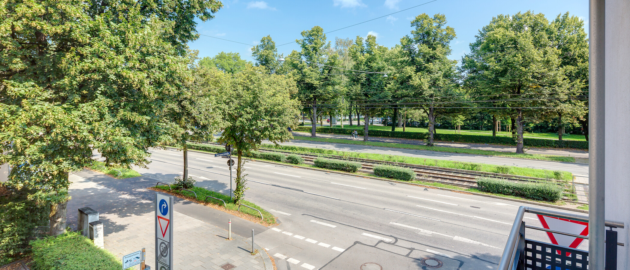 apartment München Neuhausen 02 view 10160